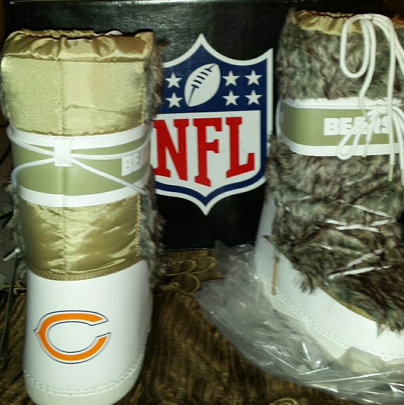 Boots - Picture 3 of 7